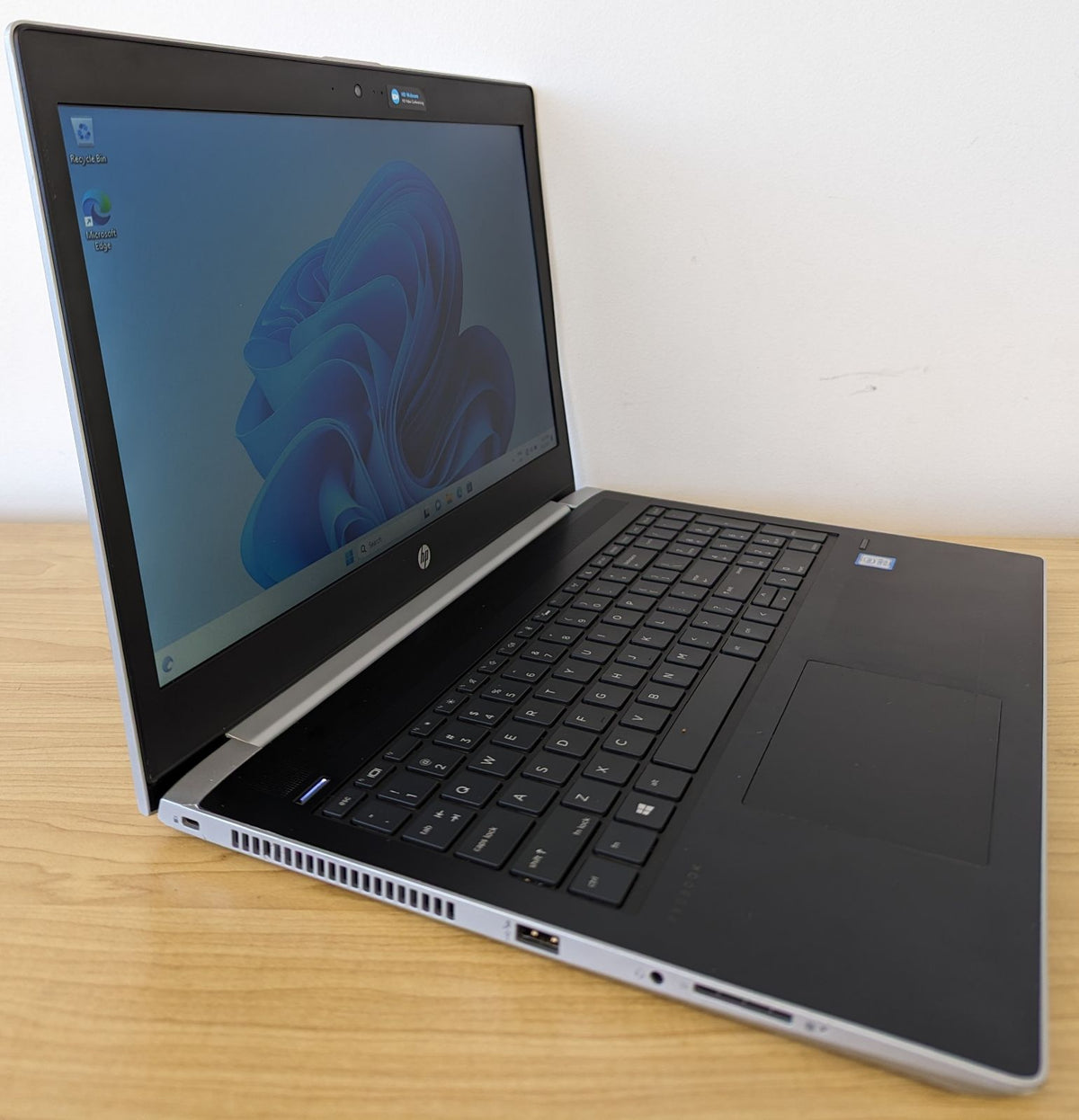 HP ProBook 450 G5 i5 8th Gen 8GB RAM 256GB SSD Win 11 - Refurbished