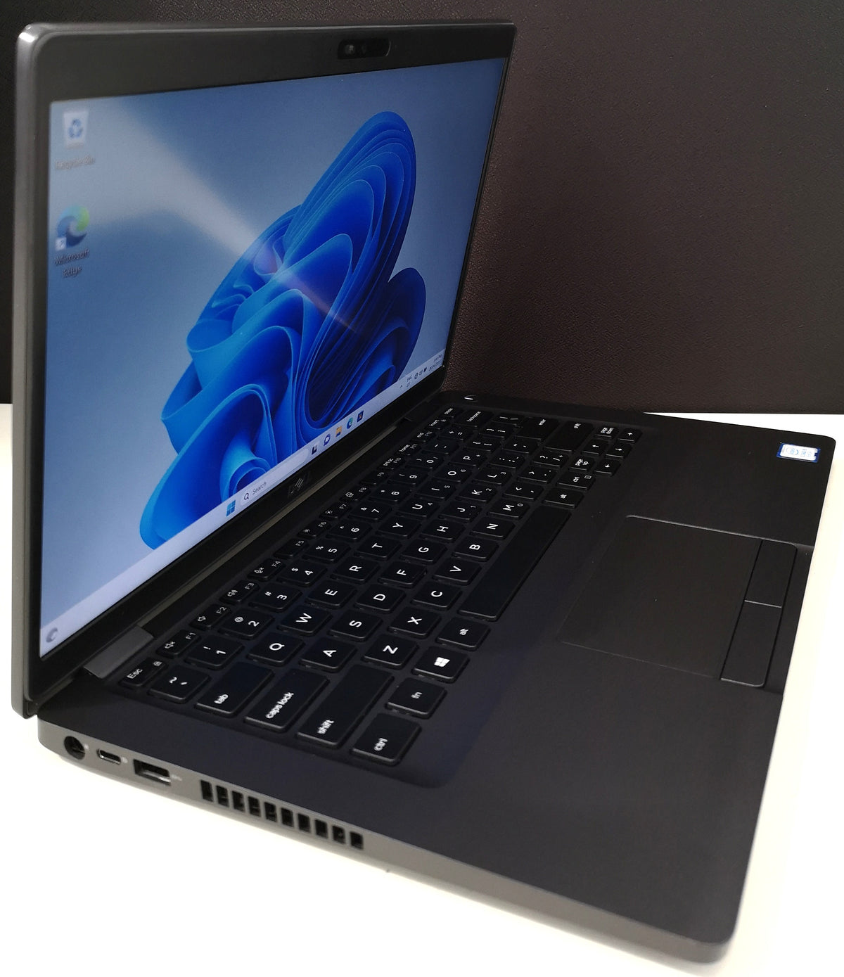 Dell Latitude 5400 i5 8th Gen 8GB RAM 256GB SSD Win 11 - Refurbished