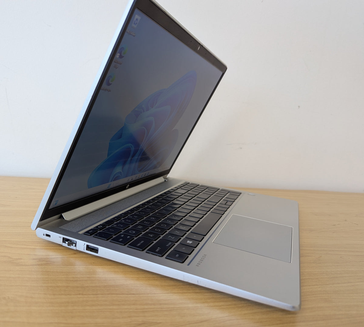 HP ProBook 450 G8 i5 11th Gen 16GB RAM 256GB SSD WIN 11 - Refurbished