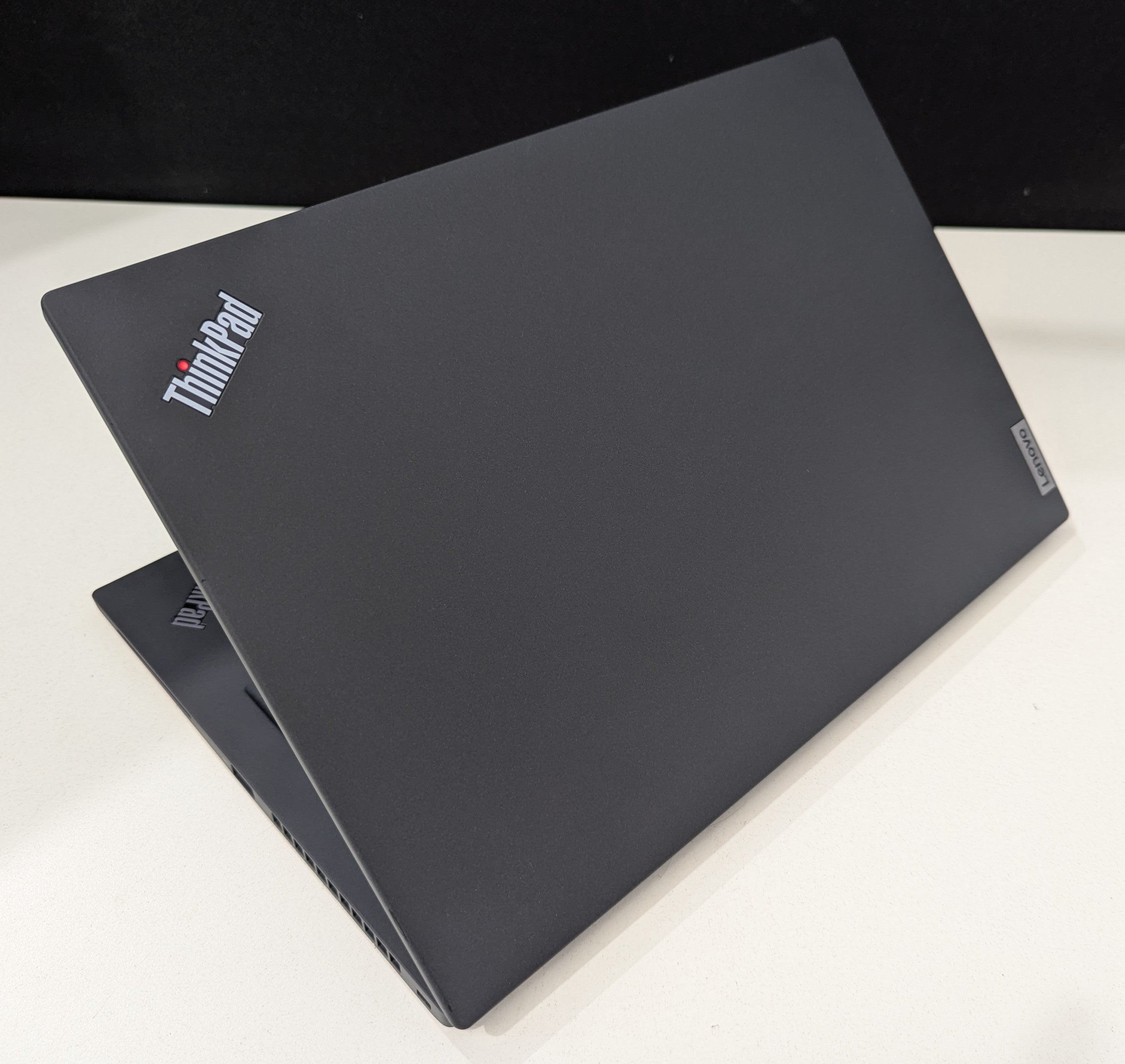 Lenovo ThinkPad T14s Gen 2 i5 11th Gen 8GB RAM 256GB SSD Win 11  - Refurbished