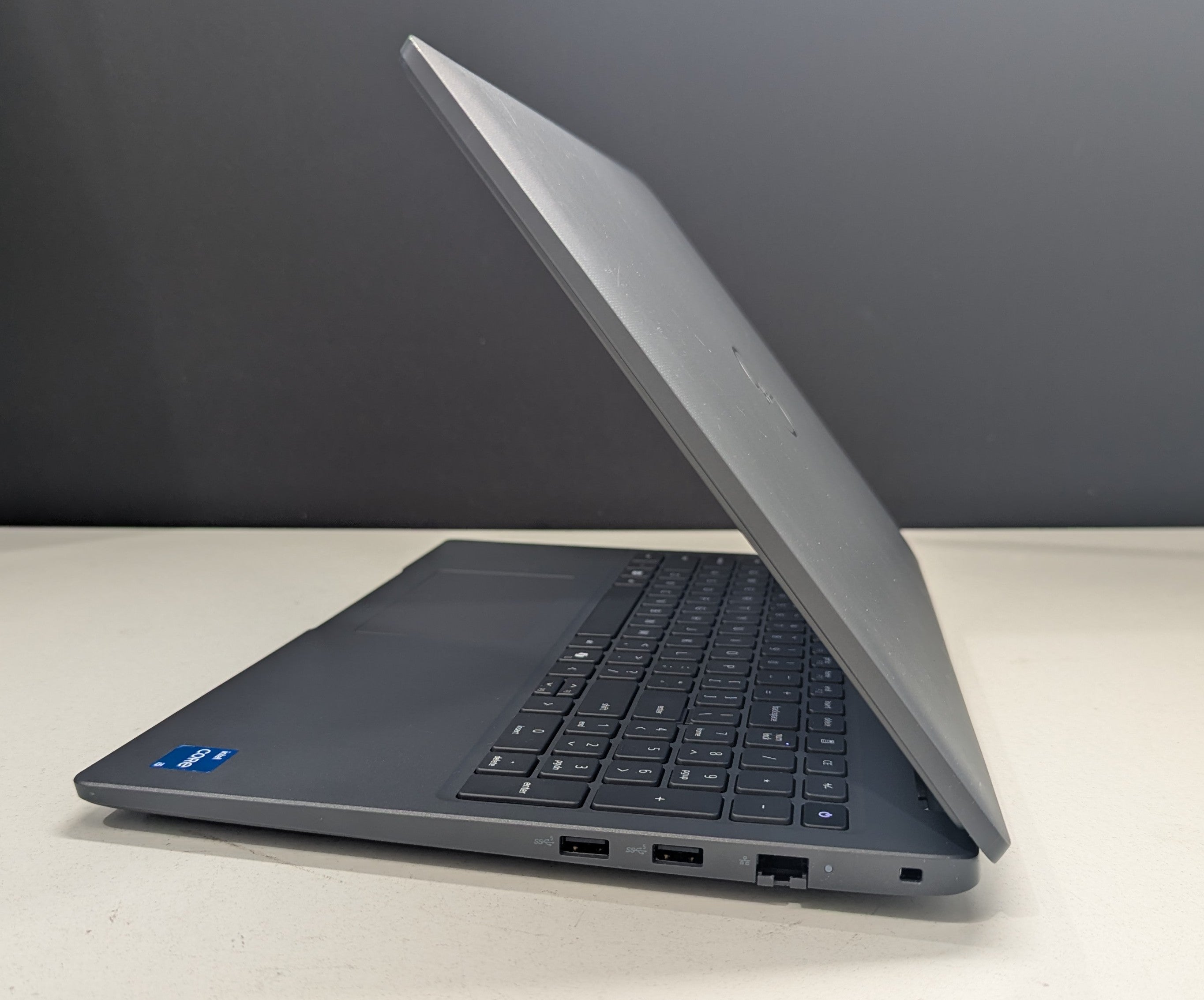 Dell Latitude 3550 i5 13th Gen 16GB RAM 512GB SSD WIN 11 - Refurbished
