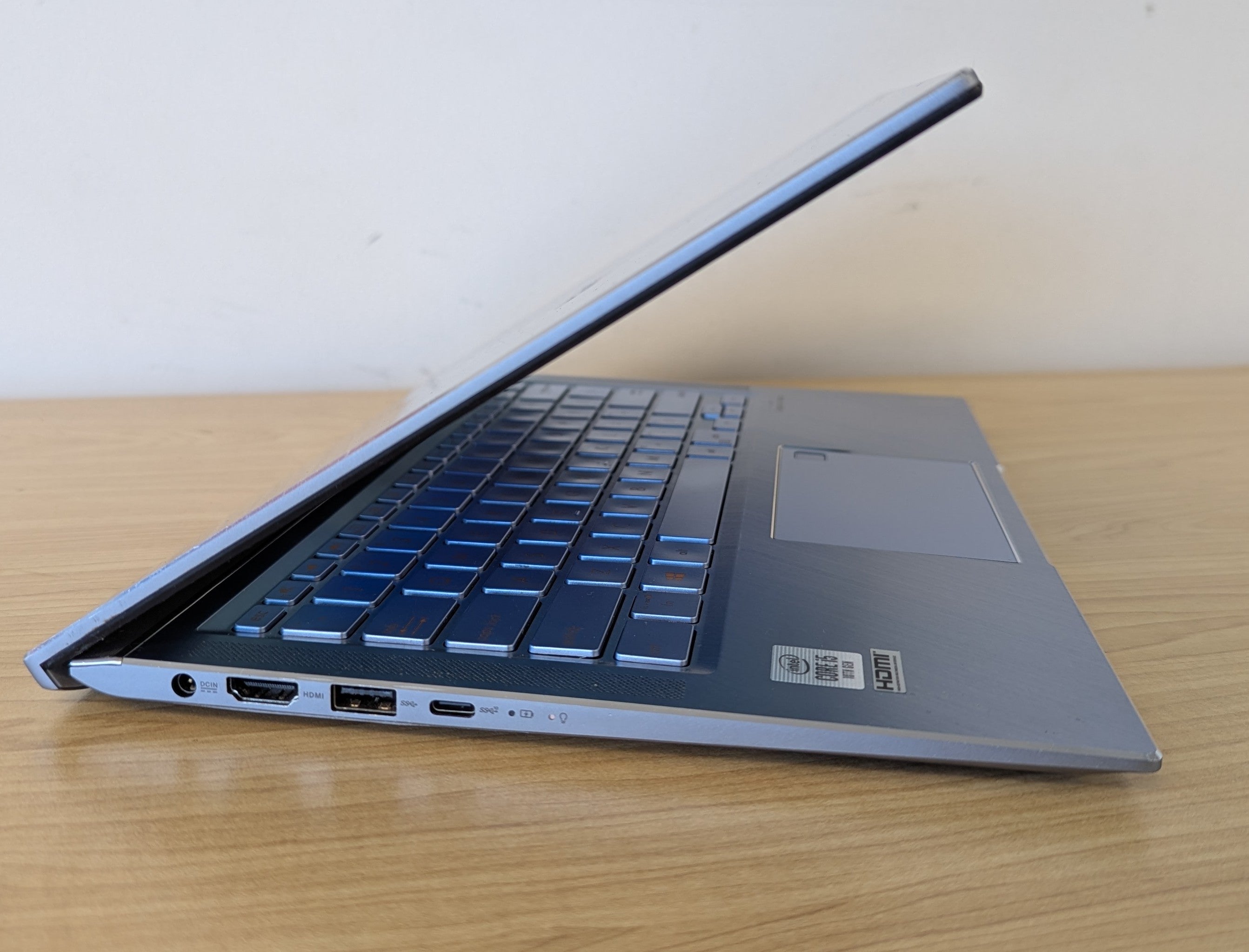 Asus ZenBook UX431FA i5 10th Gen 8GB RAM 256GB SSD Win11 - Refurbished
