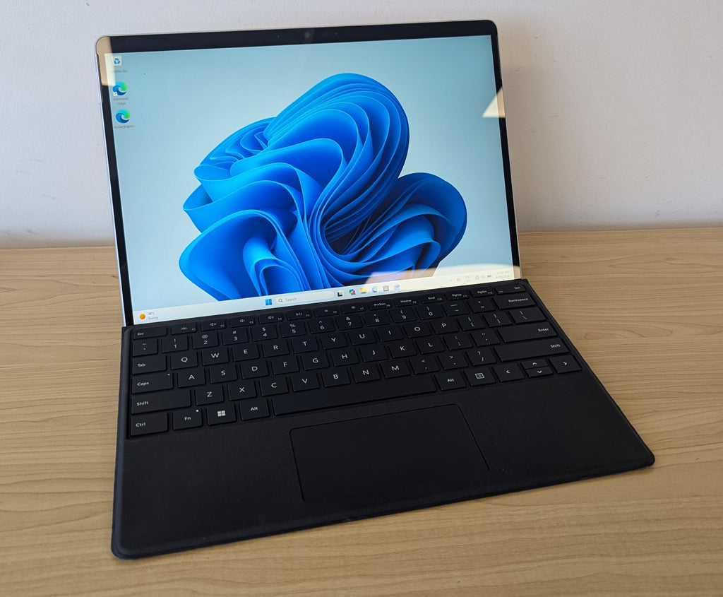 Microsoft Surface Pro 8 1982 i5 11th Gen 8GB RAM 256GB SSD Win 11 Touch Display - Refurbished