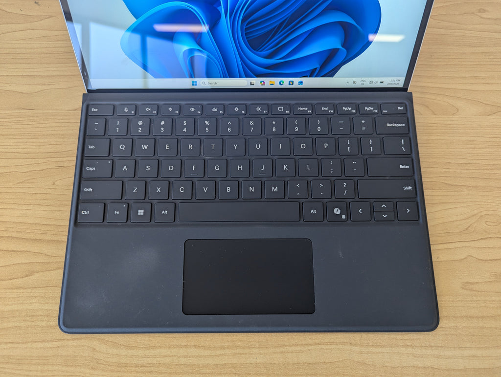 Microsoft Surface Pro 9 2038 i5 12th Gen 8GB RAM 256GB SSD Win 11 Touch Display - Refurbished
