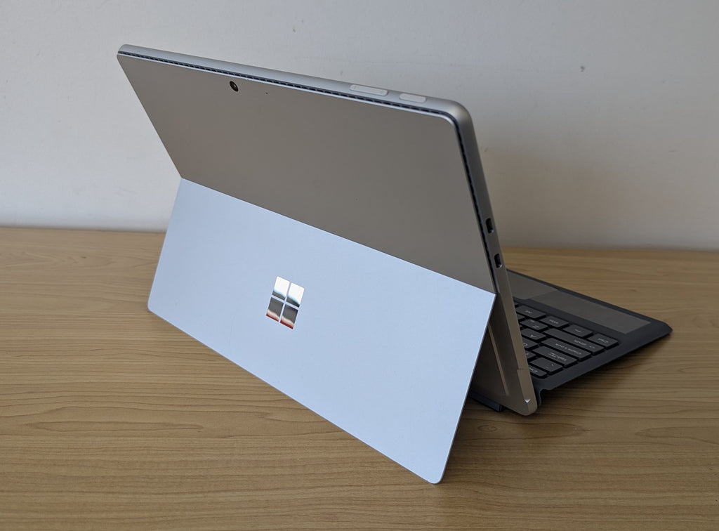 Microsoft Surface Pro 9 2038 i7 12th Gen 16GB RAM 512GB SSD Win 11 Touch Display - Refurbished