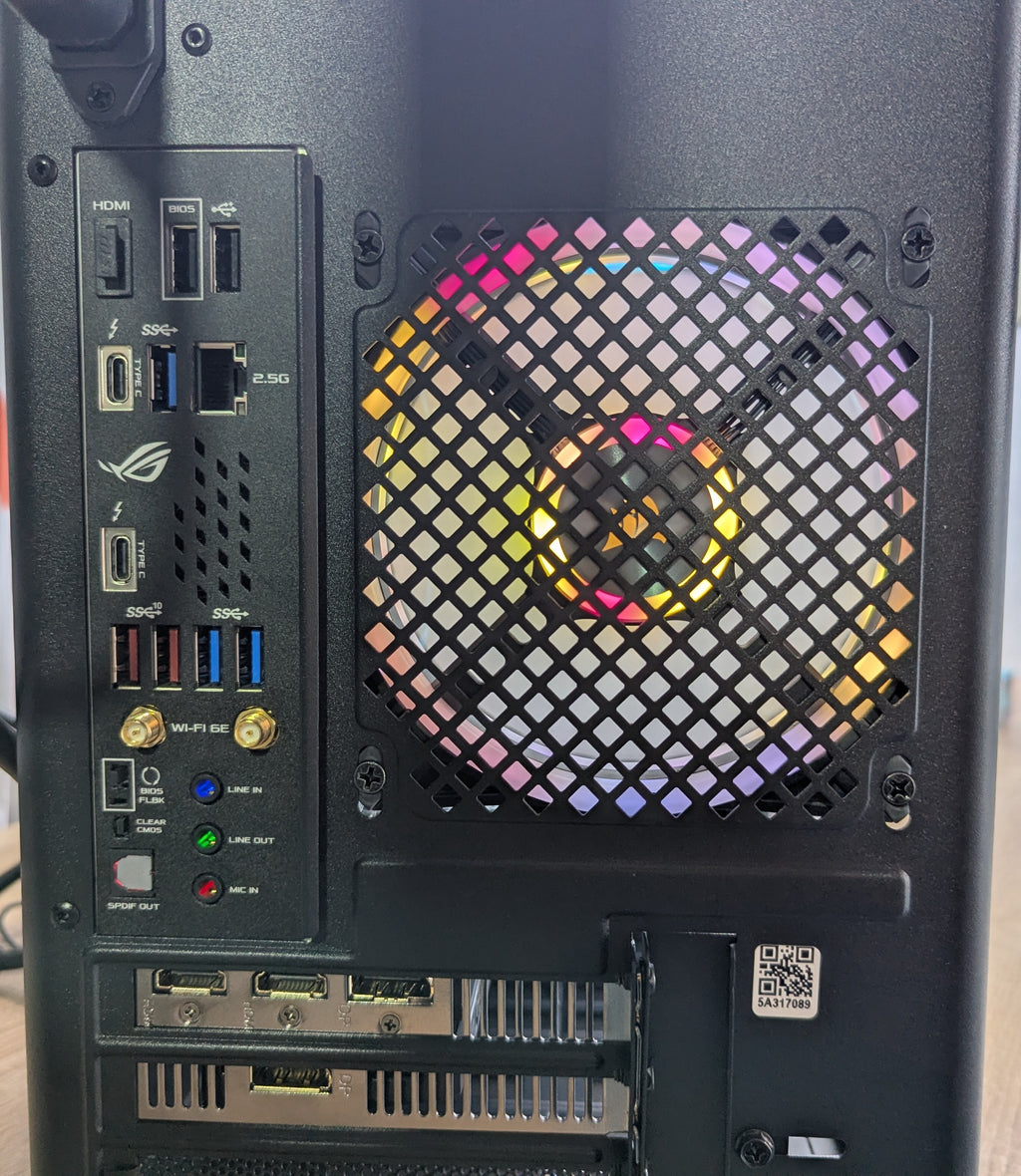 Complete Gaming Desktop Package i5 12th Gen 16GB RAM 2x 500GB SSD 8GB Graphics Win 11 - Refurbished