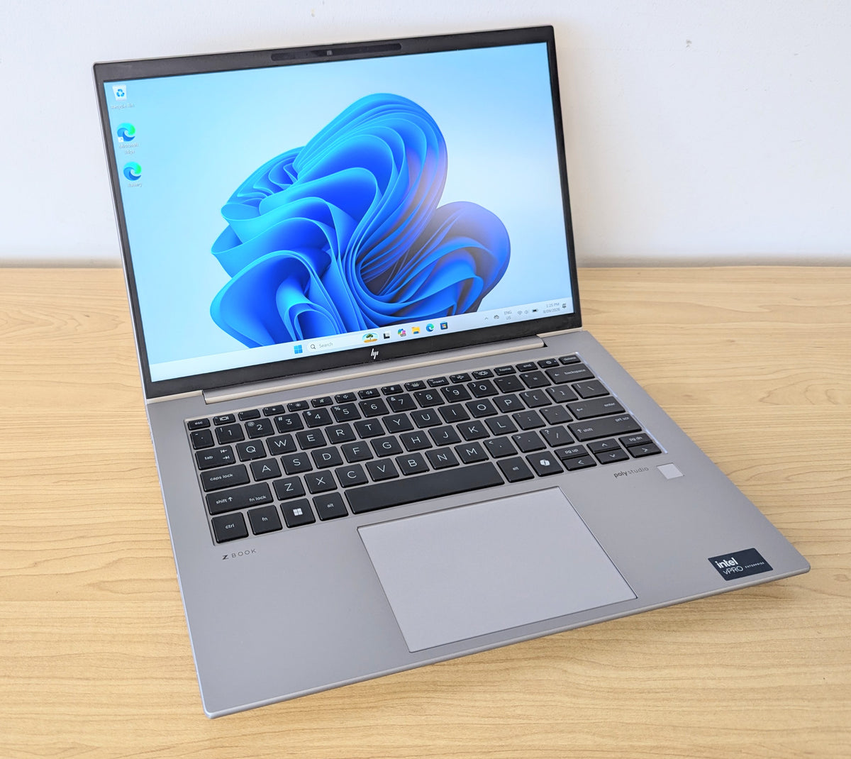 HP ZBook Firefly 14 G11 Ultra 7 32GB RAM 1TB SSD Win 11 4GB Graphics HP WRTY - Refurbished