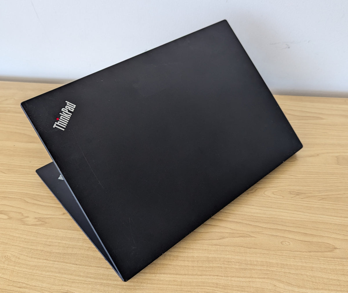 Lenovo ThinkPad T14 Gen 1 i7 10th Gen 16GB RAM 512GB SSD Win 11 Touch Display - Refurbished