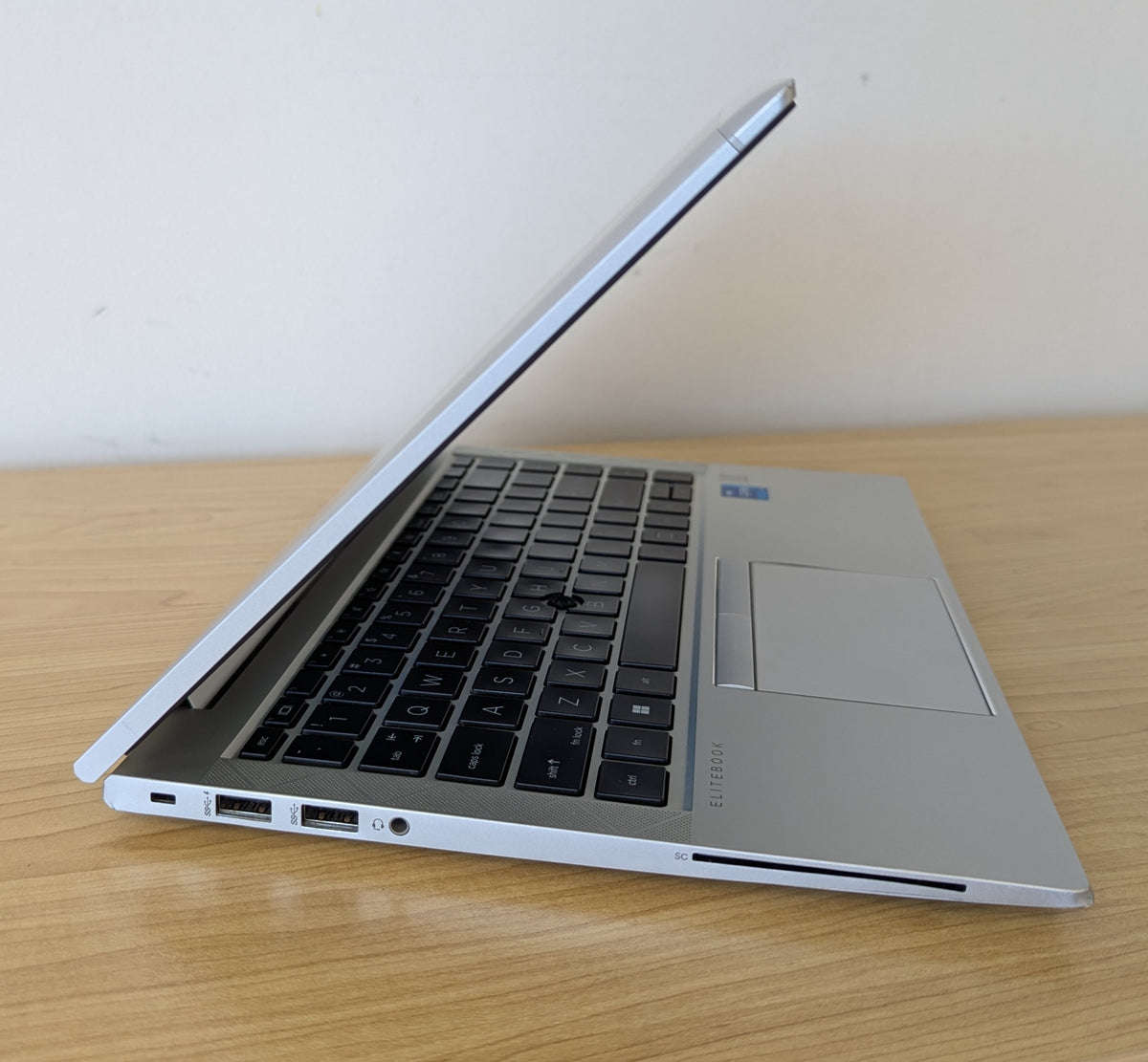 HP EliteBook 840 G8 i5 11th Gen 16GB RAM 256GB SSD WIN 11 - Refurbished