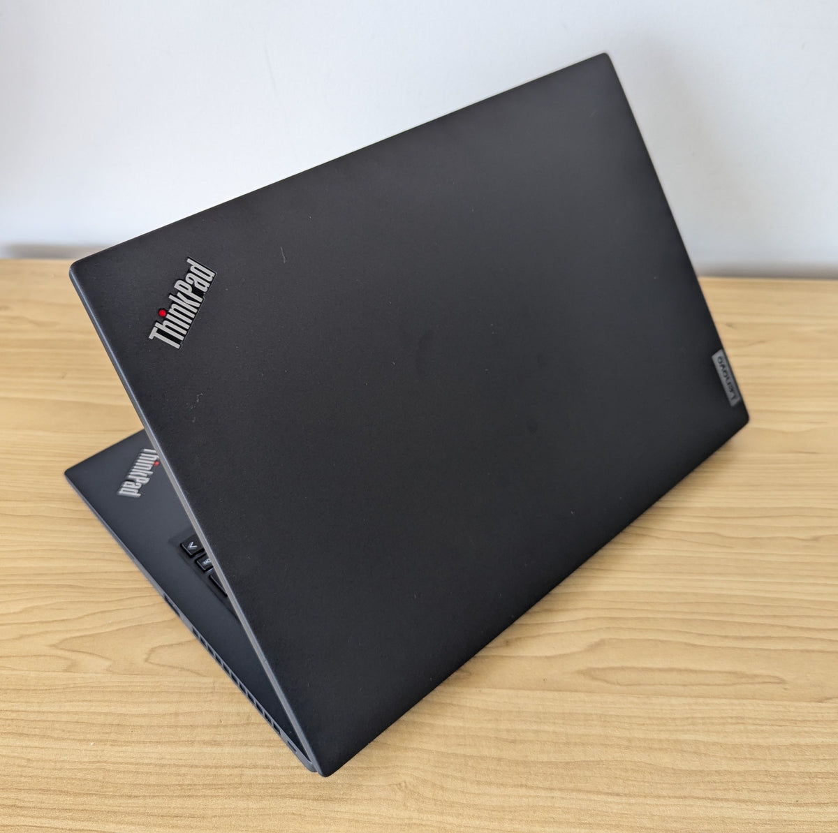 Lenovo ThinkPad T14s Gen 3 i5 12th Gen 16GB RAM 512GB SSD Win 11 Touch Screen - Refurbished